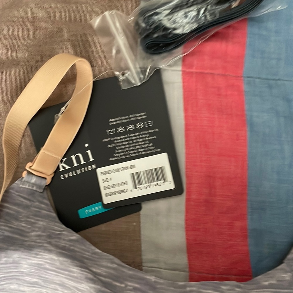 Knox Bra size 4